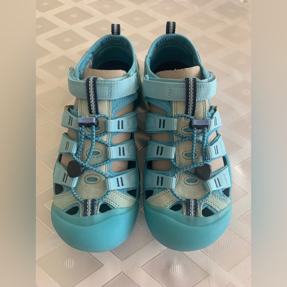 BRAND NEW ★ KEEN YOUTH SANDALS ★ US SIZE 6 Youth / EU 38 / 24.5 cm ★ - Picture 3 of 11